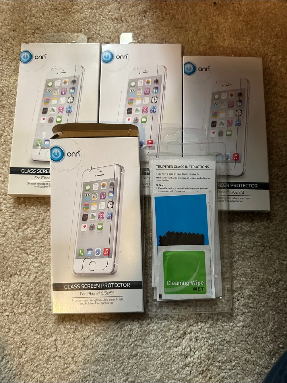 onn Glass Screen Protector for iPhone 5/5s/SE (Clear) - 4 packs